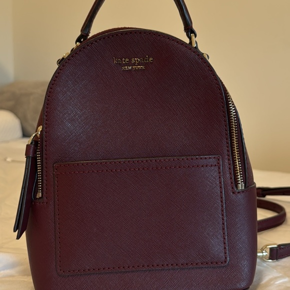 Kate Spade Mini Back Up (+ I’m throwing in my Kate Spade card holder) - Picture 1 of 3